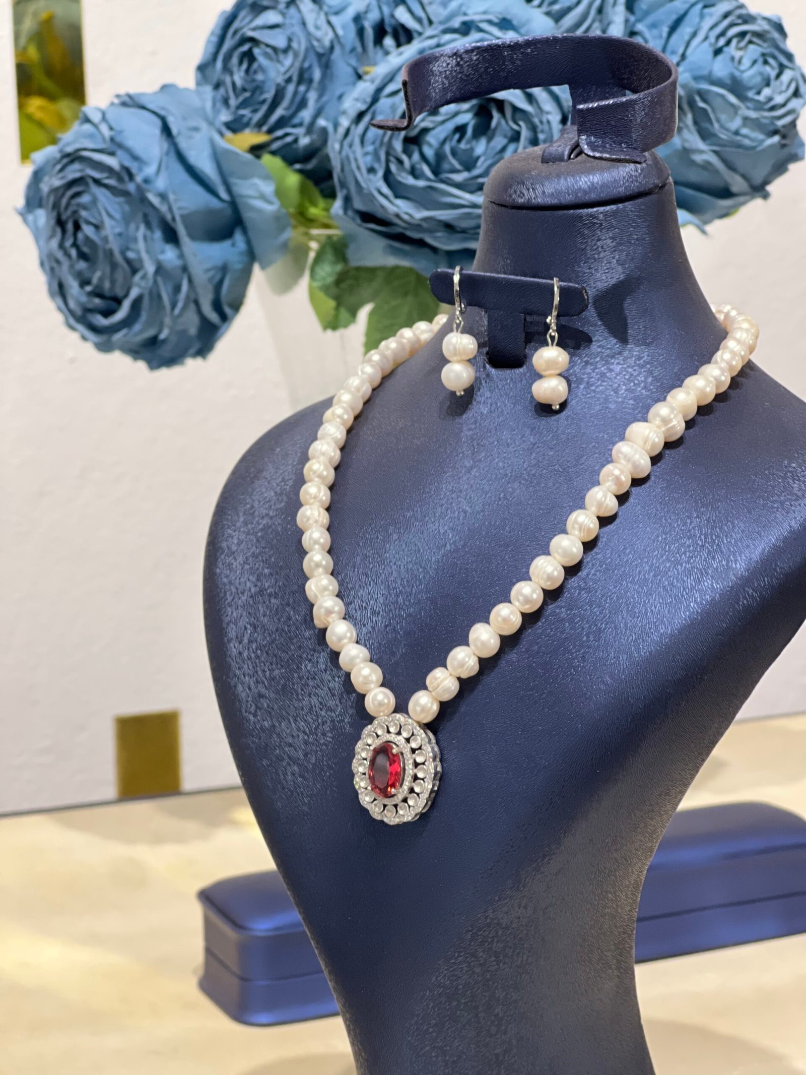 collier djouher motif r ( feda )